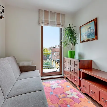 Lion - Parkur 2 Apartament *